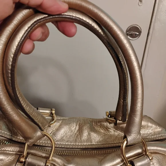 Burberry gold leather Prorsum Metallic Gold Leather Authentic bag - Picture 4 of 16
